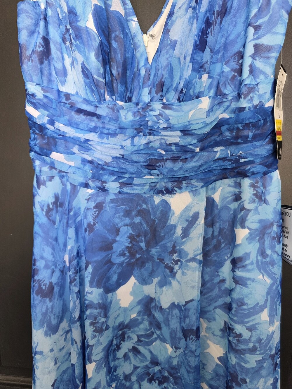 NWT Betsy & Adam Blue Floral Chiffon V Neck Pleated Maxi Gown Dress 6 $259 - Picture 10 of 15